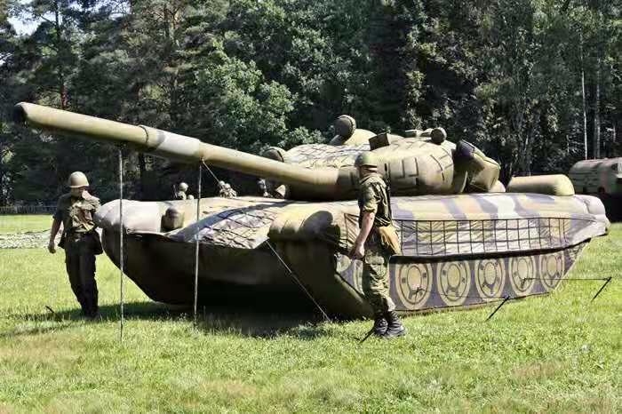 玉林大型军用充气坦克