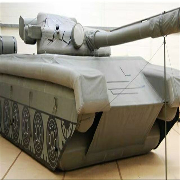 玉林充气坦克大炮